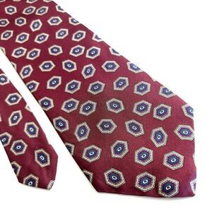 Buckingham Traditional Quality Red Blue Geometric‎ Abstract Print Wide Silk Tie